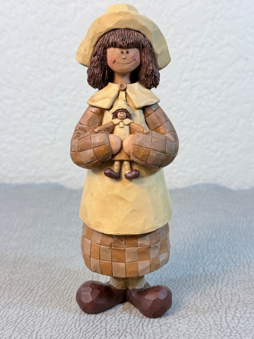 Suzi Skoglund 2004 Blossom Bucket Pilgrim Girl With Doll 8" Figurine Country